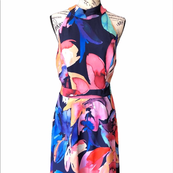 Tahari Dresses & Skirts - Tahari Dress🌸